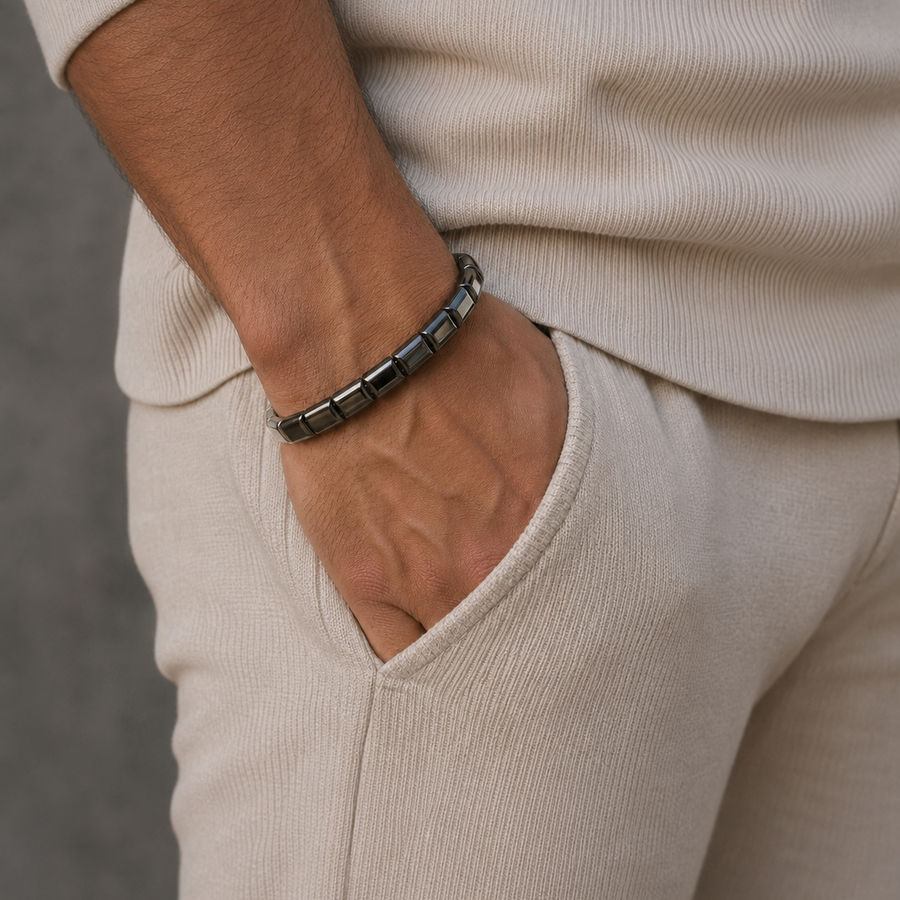 Éclipse Pure Hematite Bracelet