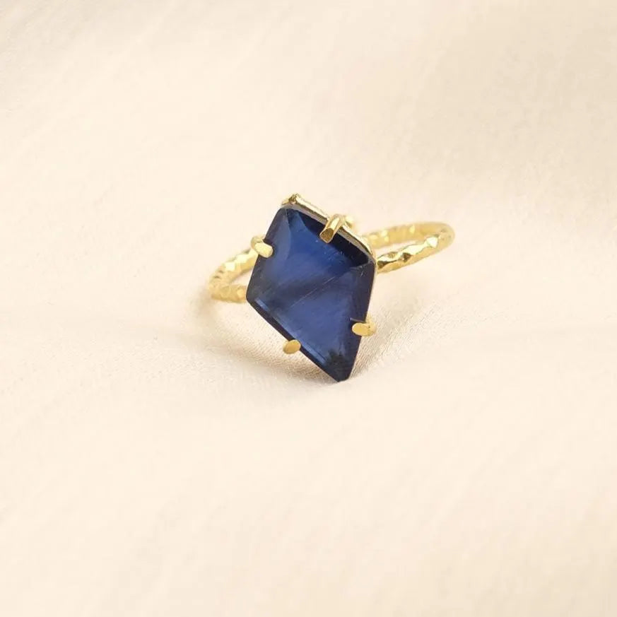 Red & Ivory & Purple Diamond Gold Ring