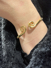 Spiral Gold Cuff Bracelet — image 5