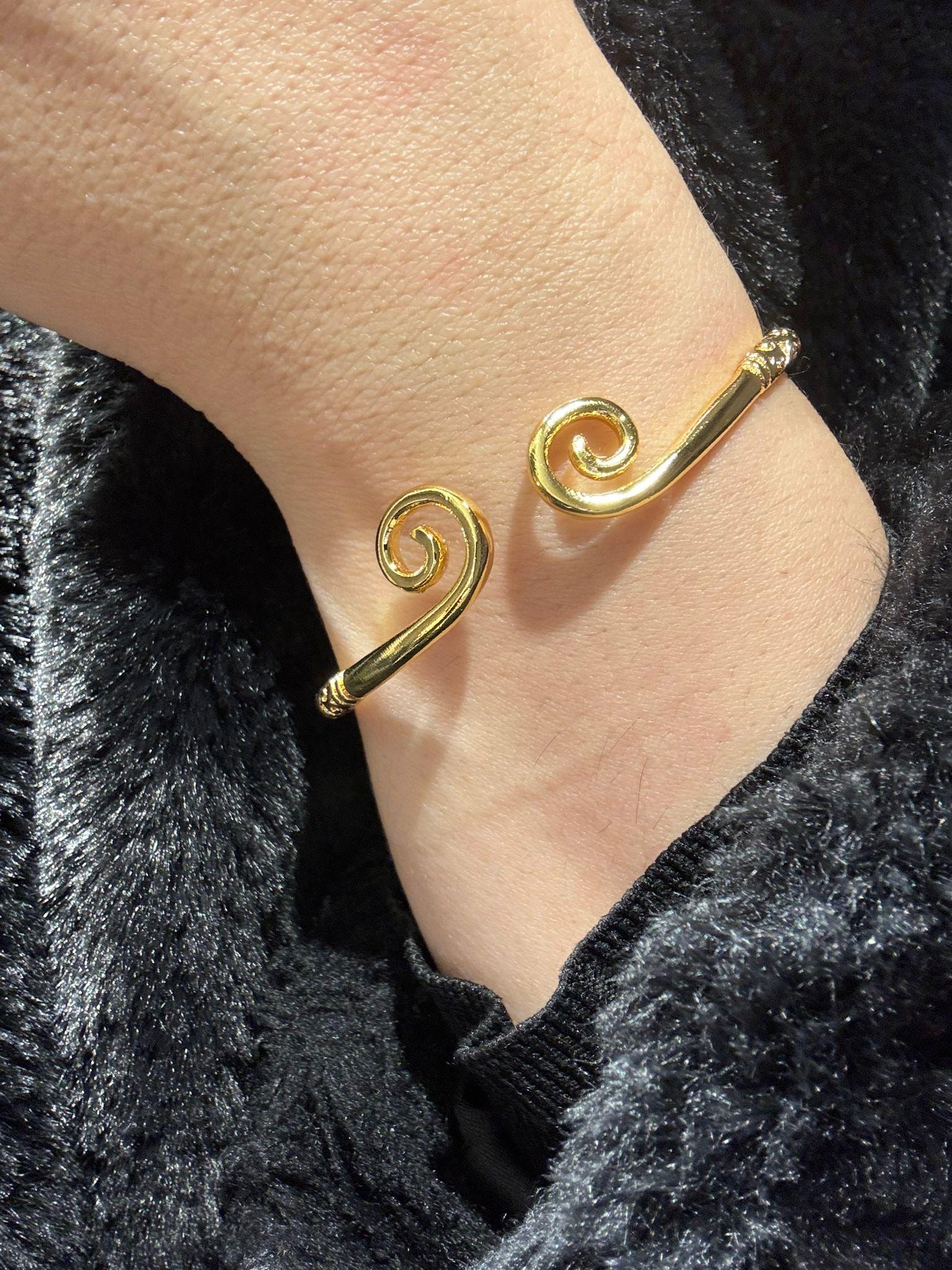 Spiral Gold Cuff Bracelet — image 5