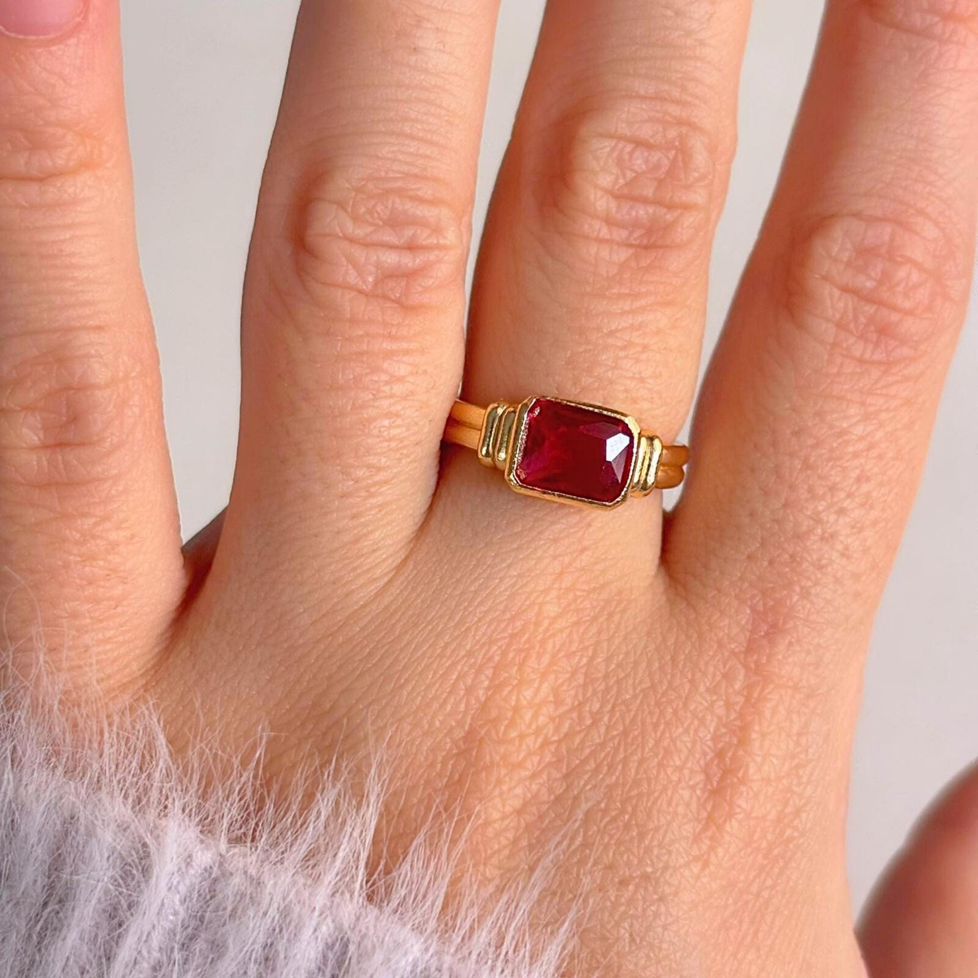 Red Stone Gold Statement Ring — image 7