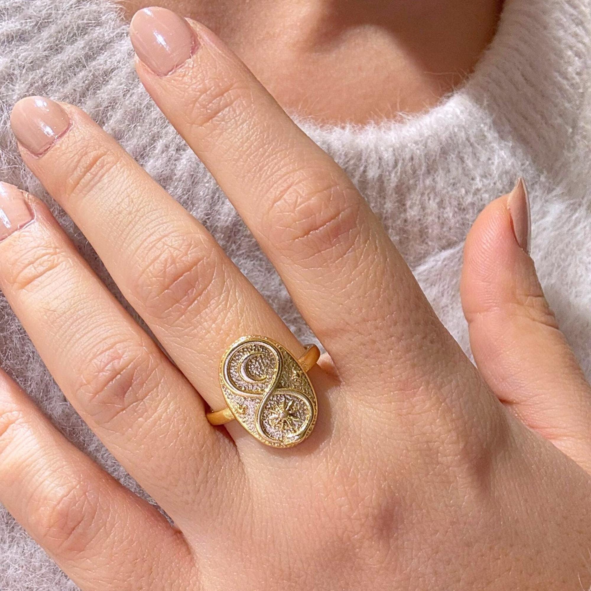 Celestial Sun & Moon Gold Ring — image 3