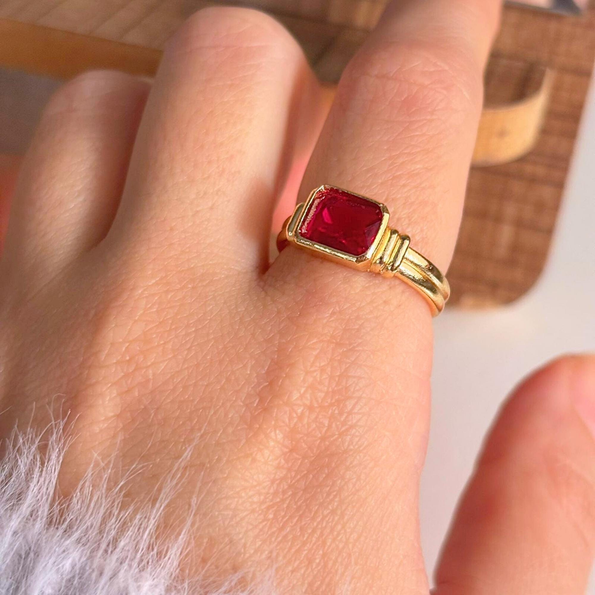 Red Stone Gold Statement Ring — image 2