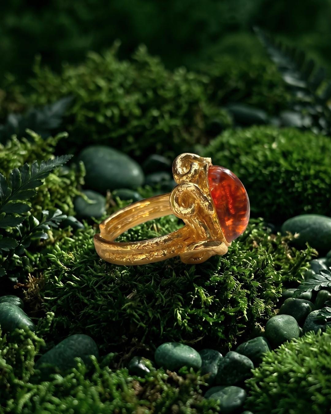Amber Stone Baroque Gold Ring — image 4
