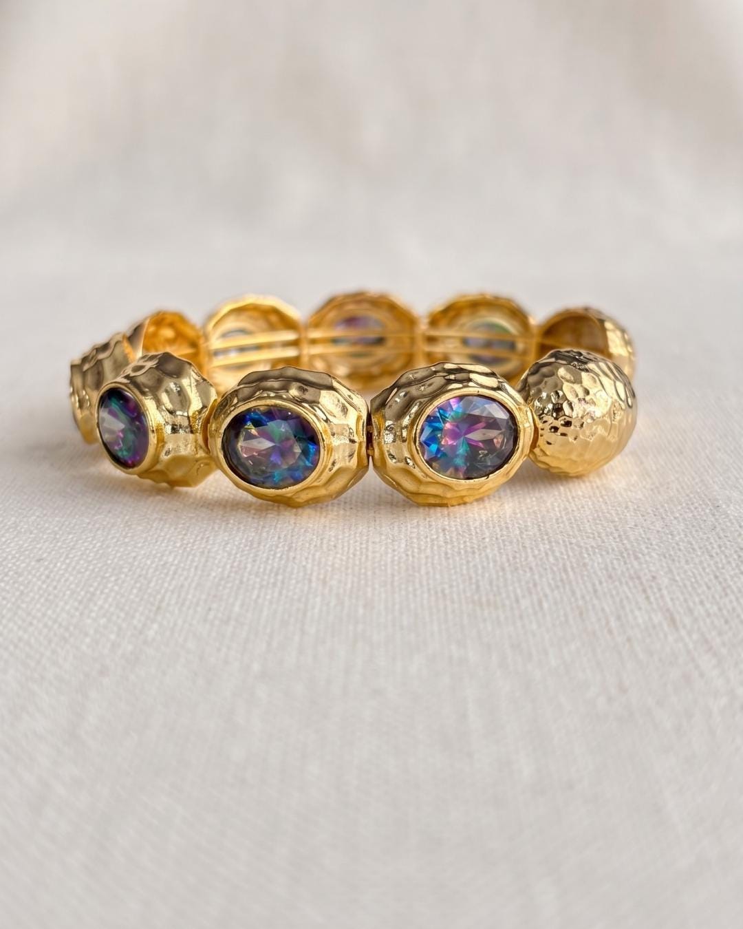 Chunky Textured Heart Gold Cuff — image 3