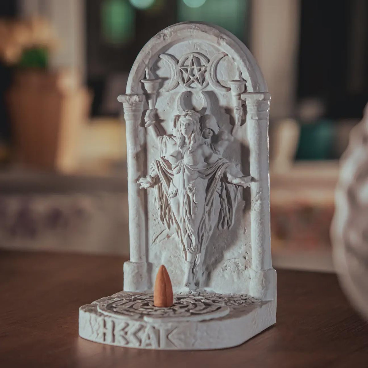 Hecate Magnetic Incense Holder — image 1