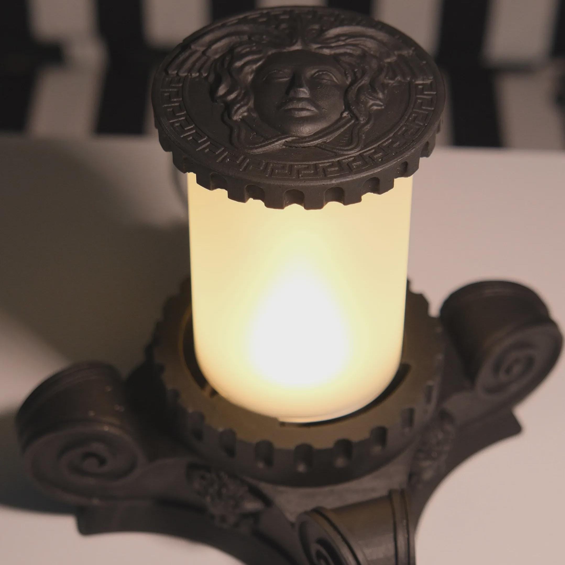 Medusa Ionic Column Table Lamp — image 9