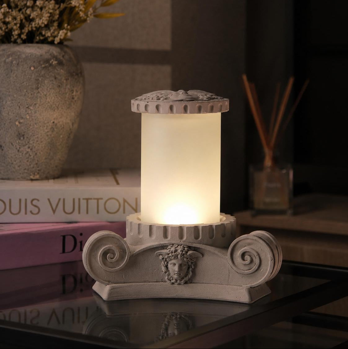 Medusa Ionic Column Table Lamp — image 8