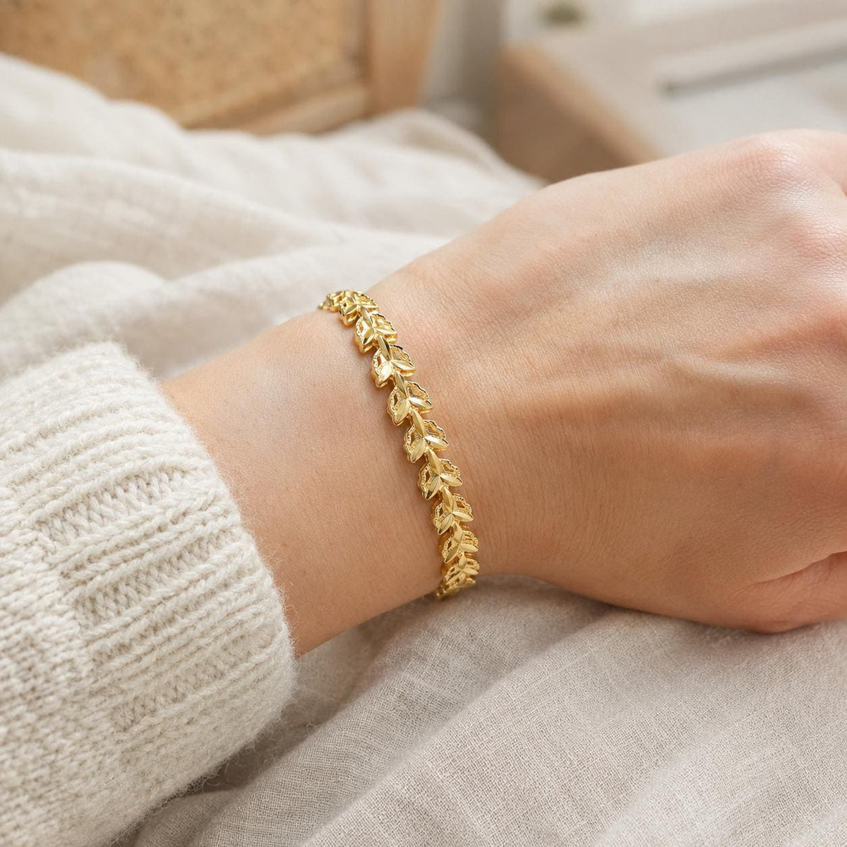 Laurel Leaf Gold Bracelet — image 1