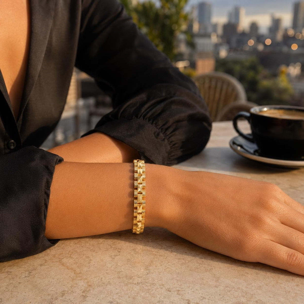 Classic Gold Bangle — image 1