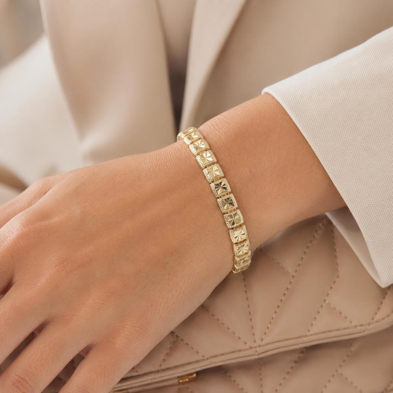 Geometric Gold Bangle — image 3