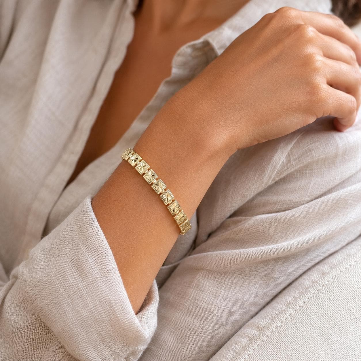 Geometric Gold Bangle — image 7