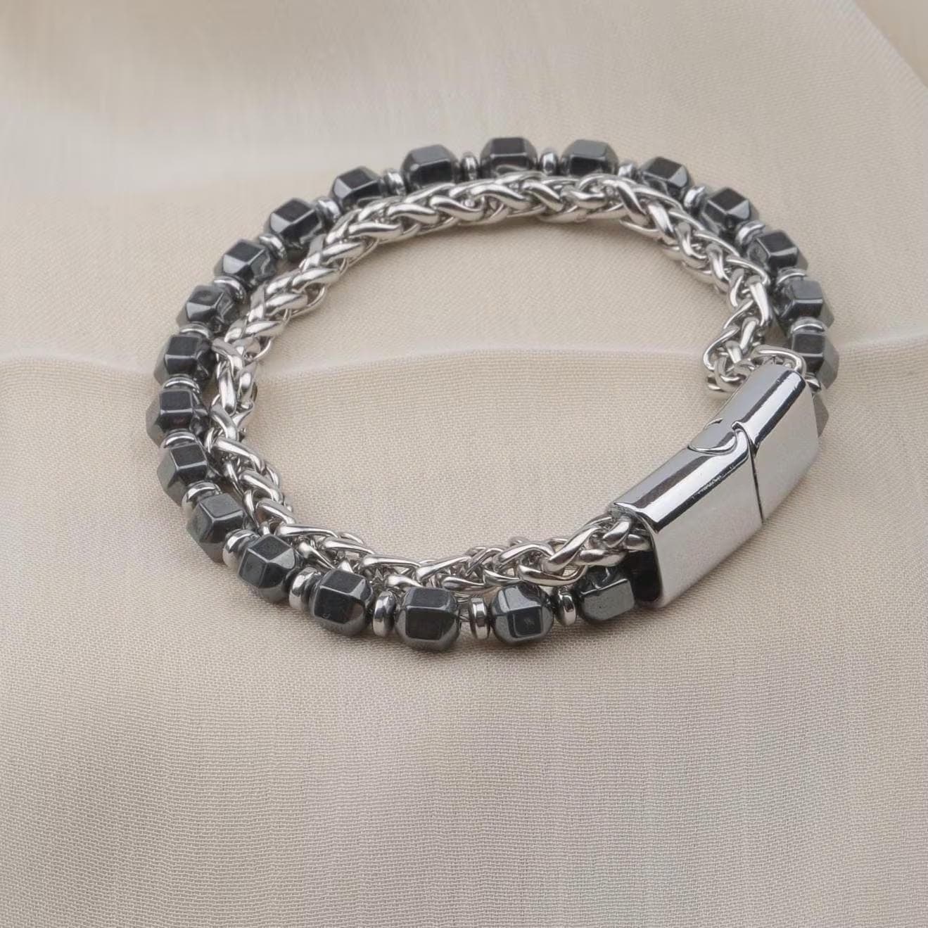 Hematite & Silver Chain Bracelet — image 8
