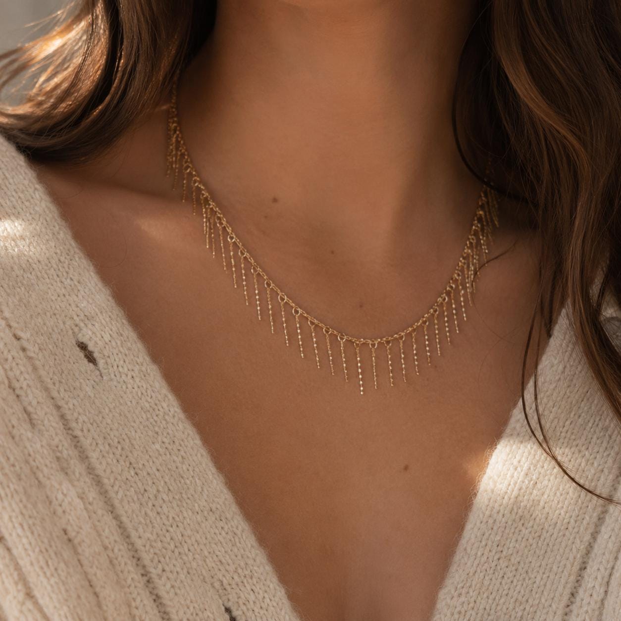 Gold Tassel Necklace – Minimalist Chain — image 3