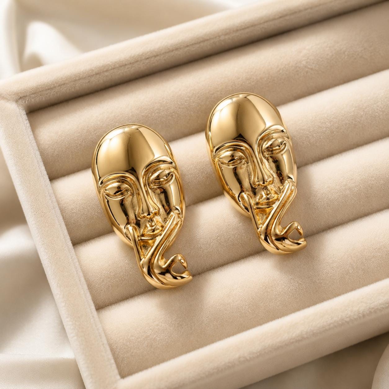 Abstract Face Gold Stud Earrings — image 5