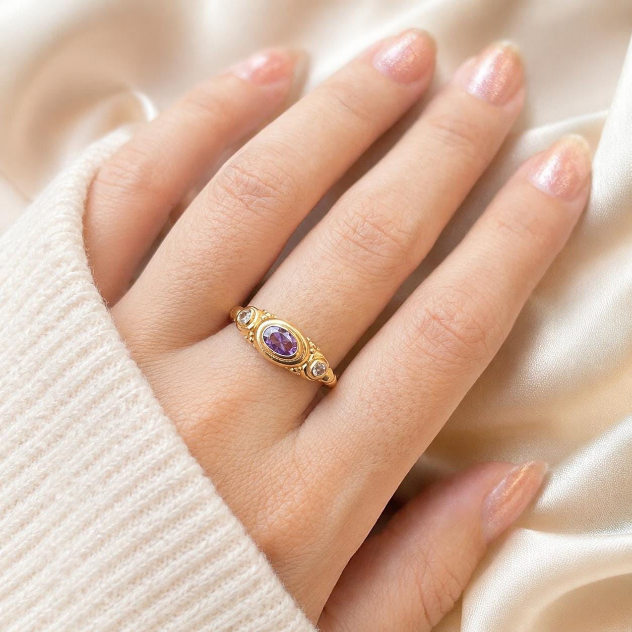 Three-Stone Purple Gold Ring — image 9