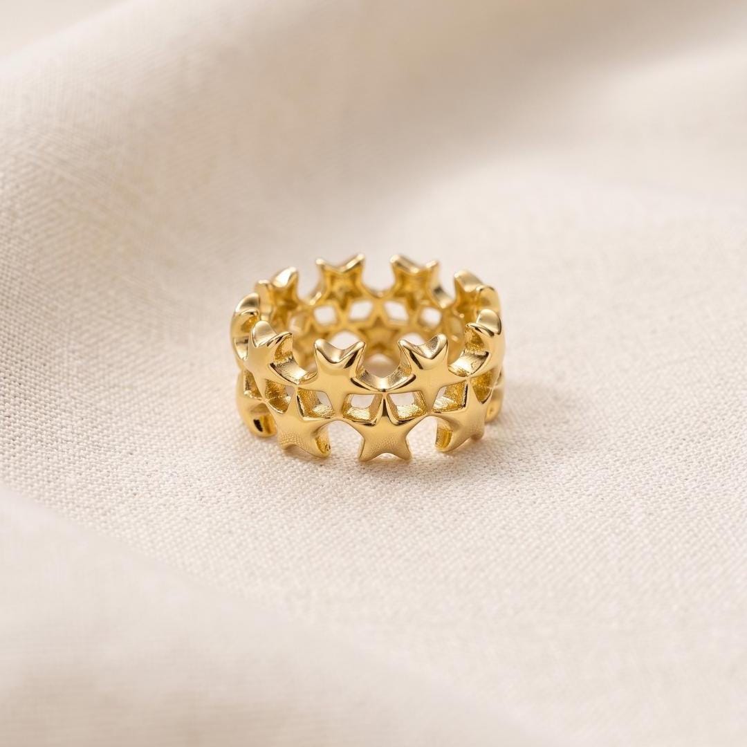 Celestial Star Gold Band Ring — image 4