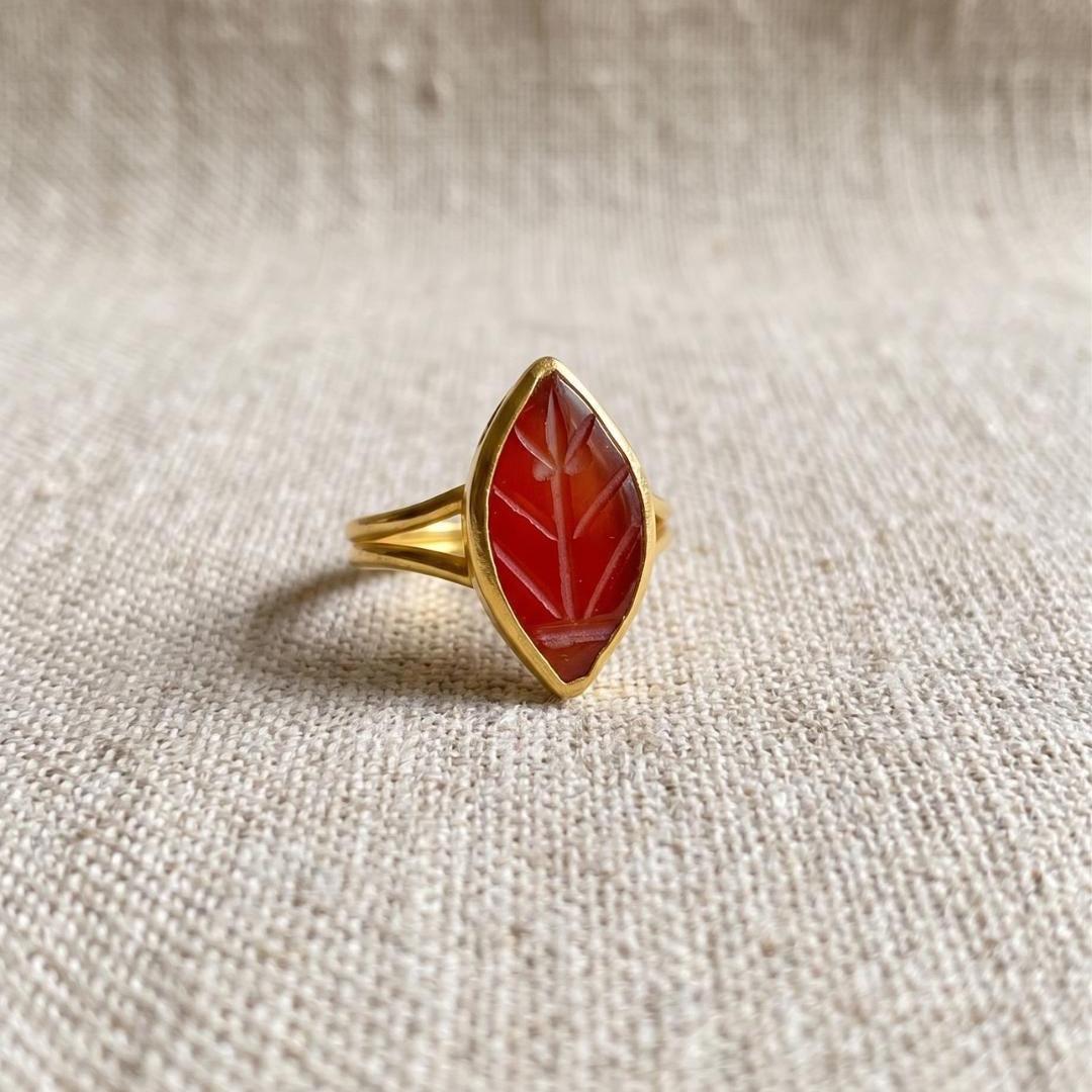 Carved Carnelian Leaf Signet Ring — image 3