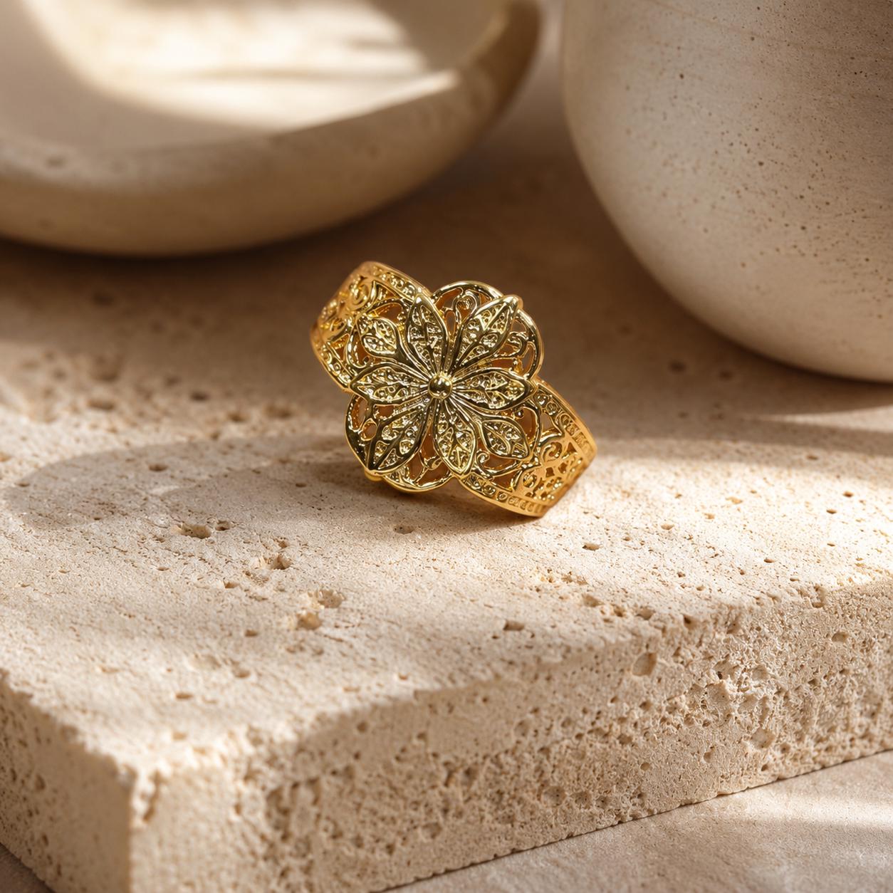Sculptural Matte Gold Ring — image 7
