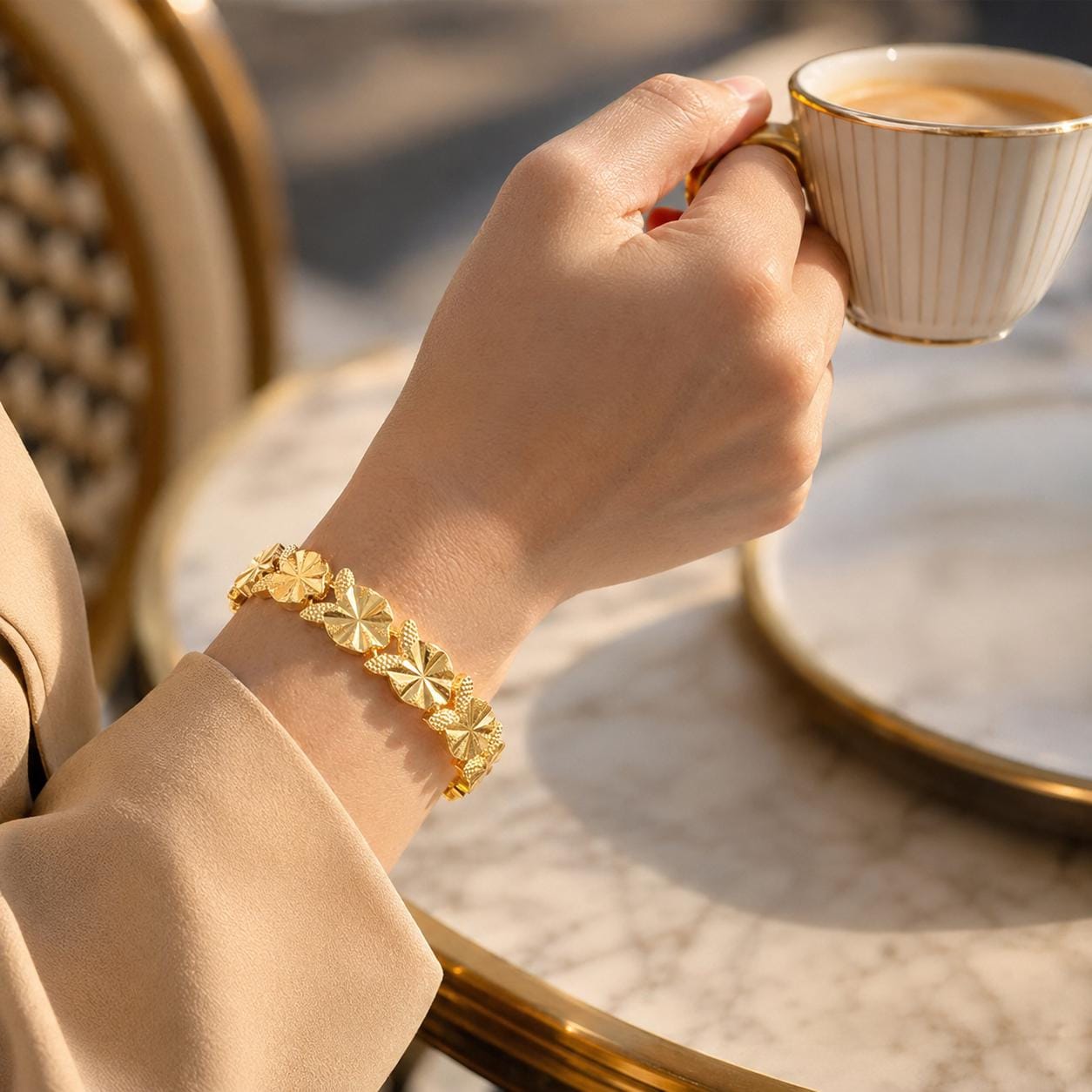 Floral Gold Link Bracelet — image 2
