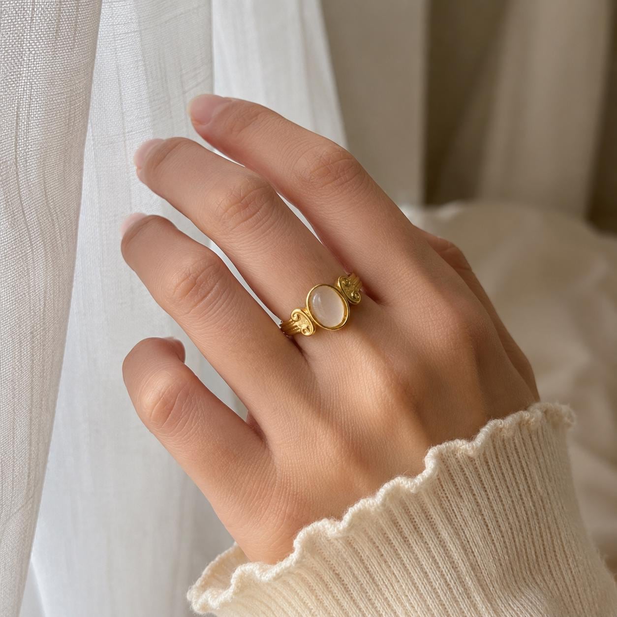 Tiger Eye Oval Stone Gold Ring — image 1