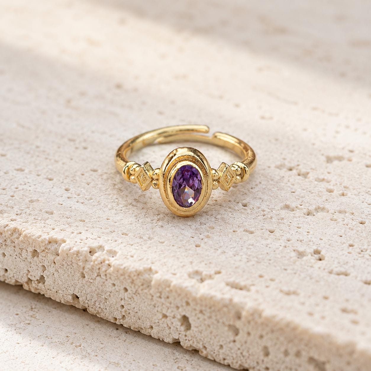 Purple Oval Stone Gold Ring — image 7