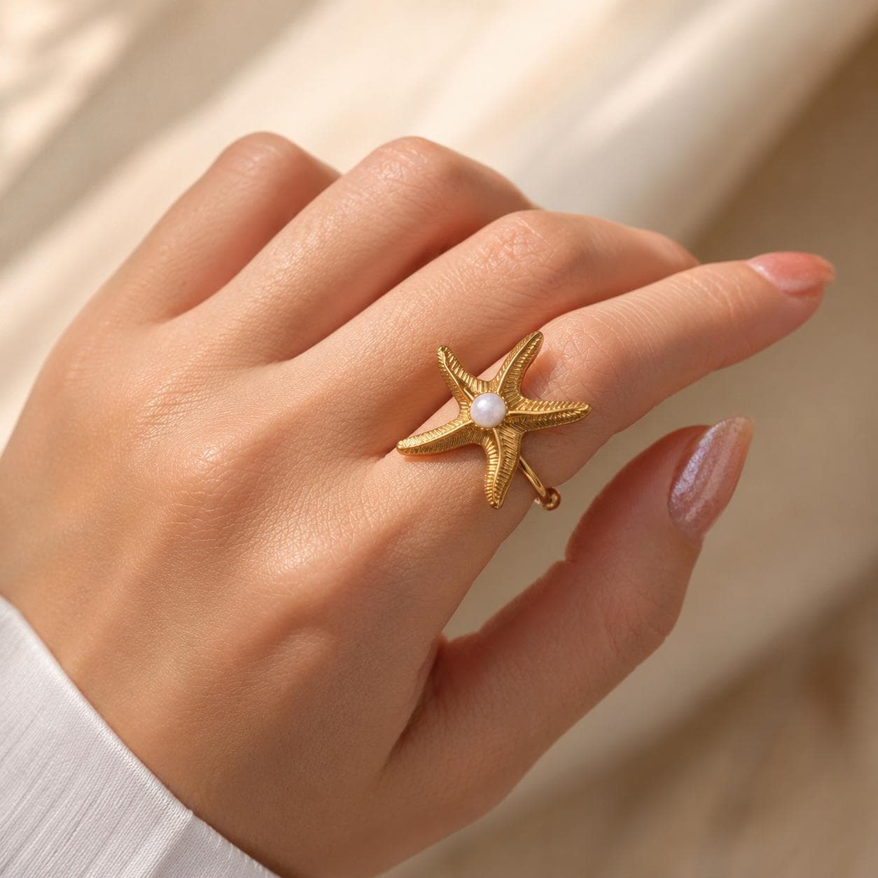 Starfish Pearl Gold Ring — image 1