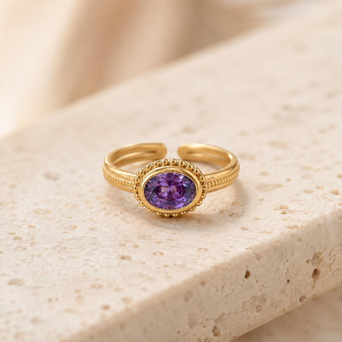 Oval Purple Halo Gold Ring — image 7