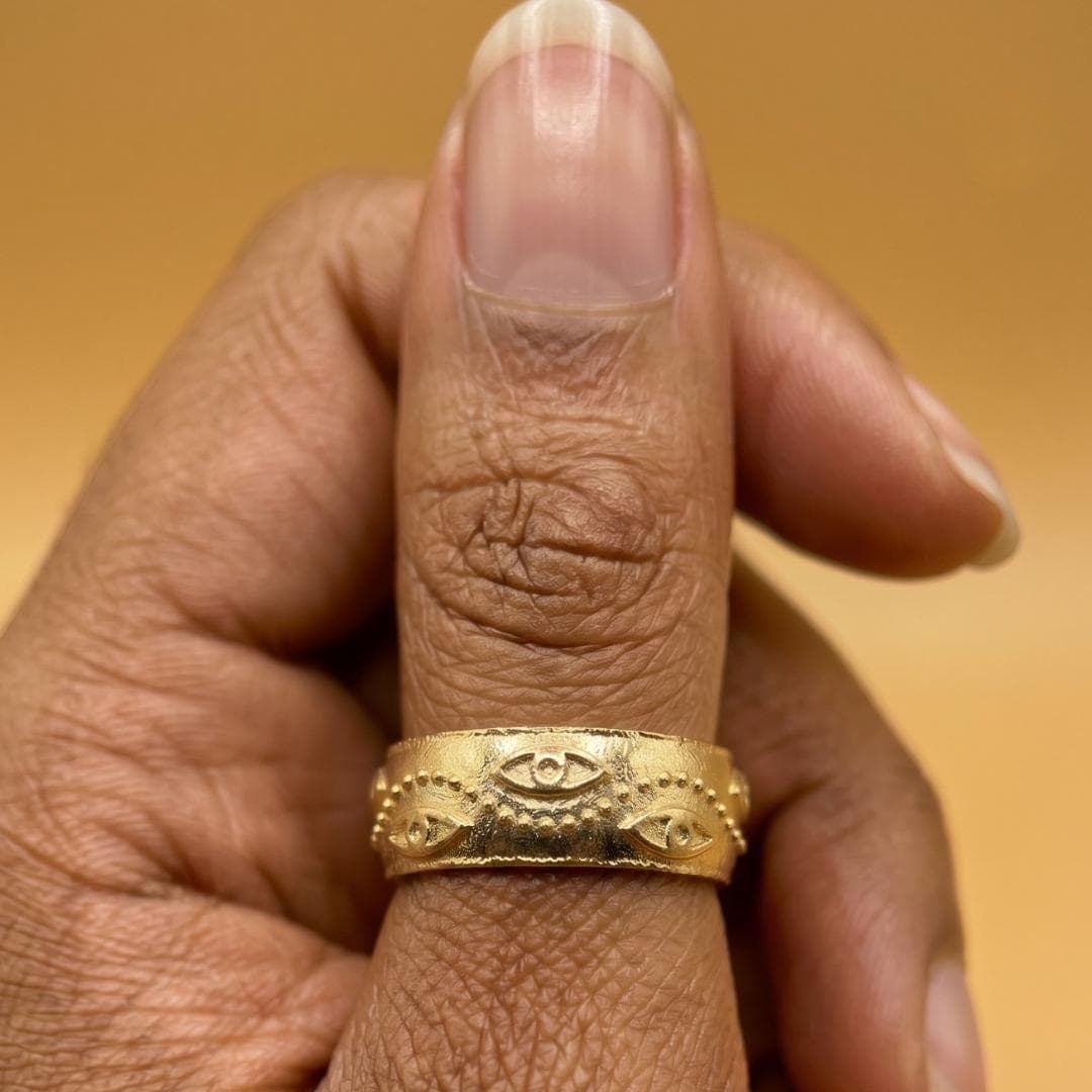 Engraved Evil Eye Gold Band Ring — image 1
